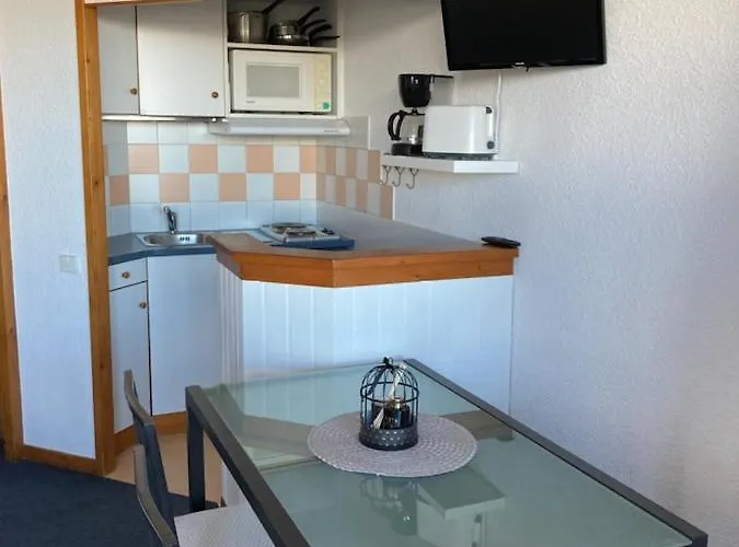 Skis Aux Pieds Lägenhet *